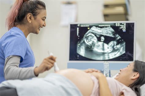 10 Facts About Ultrasound Technicians