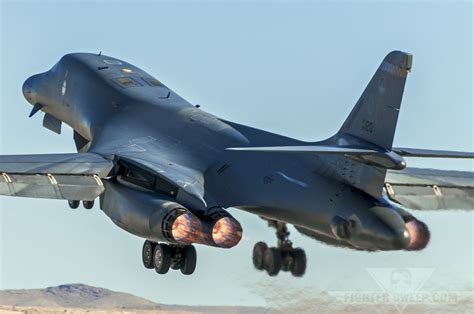 10 Reasons The B 1B Lancer Is Badass Fighter Sweep