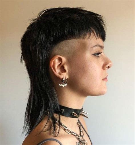 30 Ways To Style Modern Female Mullet In 2023