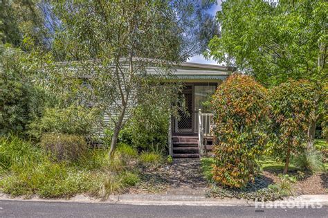 5 Selma Crescent Rawson Vic 3825 Domain