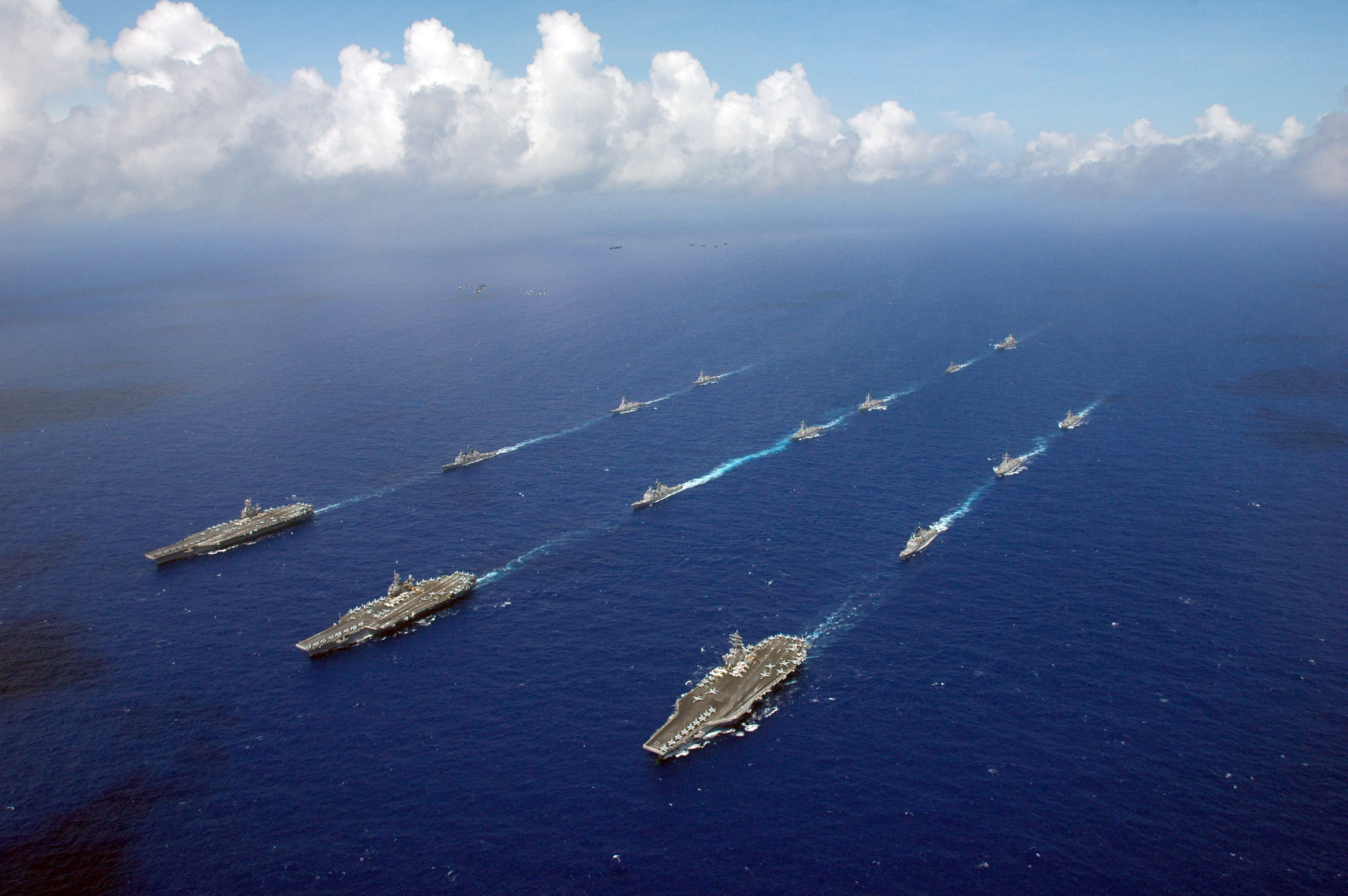 5 Ways Carrier Strike Groups Work