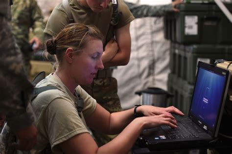 Army Human Resource Specialist What Life In The Army Is Really Like