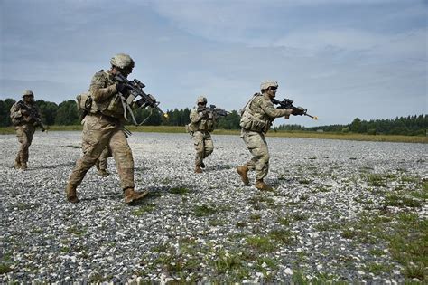 Army Tour Of Duty Carrera