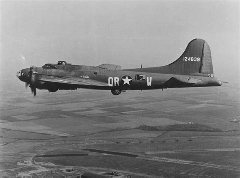 B 17 Crew Range Bomb Load Britannica