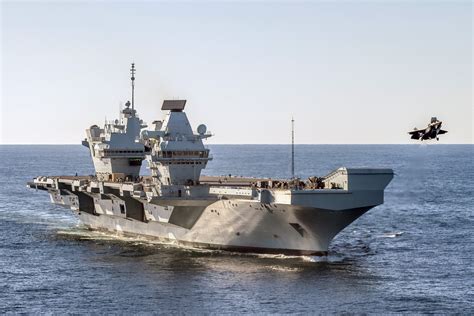 Base Naval Portaaviones Hms Queen Elizabeth R 08 Y Hms Prince Of Wales R 09 Fuerza De