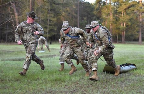 Basic Training Vs Infantry School