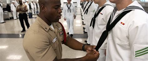 Become A U S Navy Enlisted Sailor Navy Com