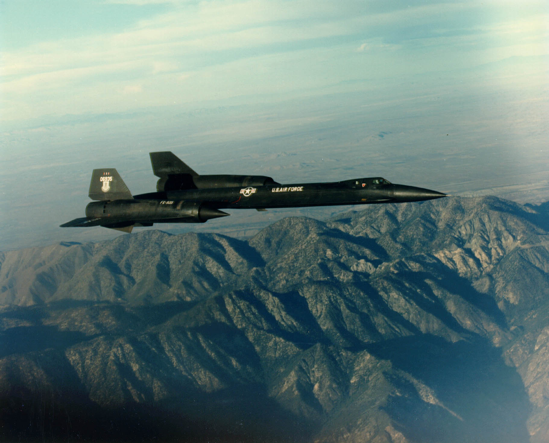 Before The Sr 71 Blackbird There Was The Lockheed A 12 Here Are 5