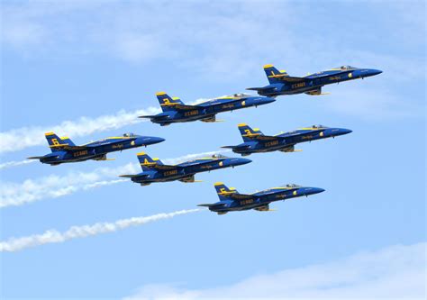 Blue Angels Us Navy Flight Demonstration Squadron