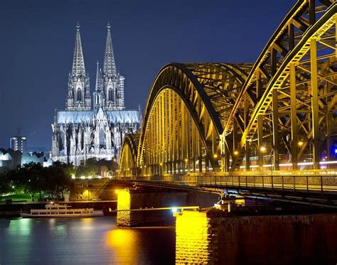 5 Cologne Must-Sees