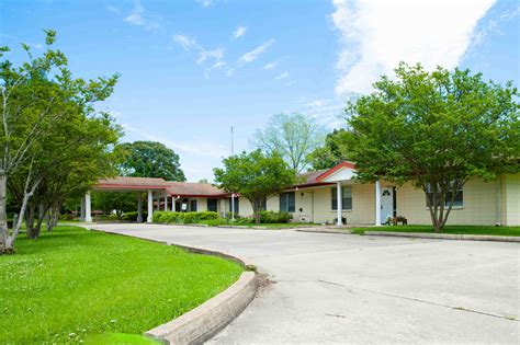 Colonial Nursing Home