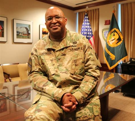 Contracting Command Redstone S Top Military Contracting Officer Set To