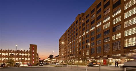 Crosstown Concourse