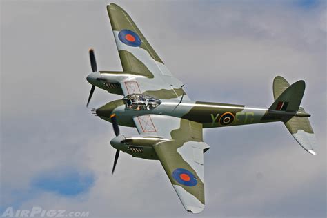 De Havilland Mosquito Plane