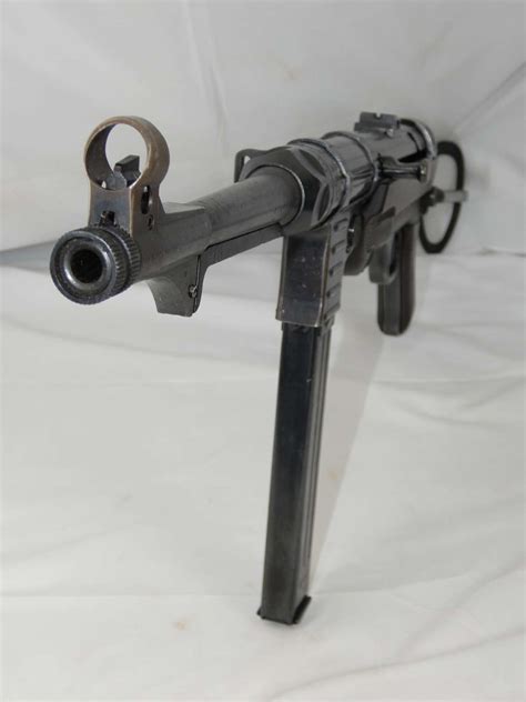 Deactivated Ww2 German Mp40 Submachine Gun