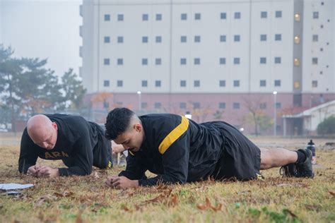 Dvids Images U S Army Reserve Soldiers Fitness Image 12 Of 19