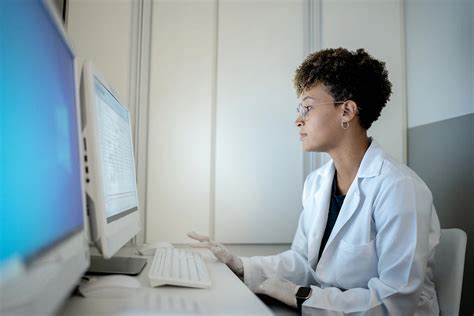 Electronic Health Record Specialist Salary