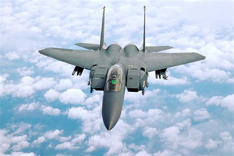 F 15