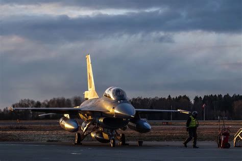 F 16 Delivery To Ukraine