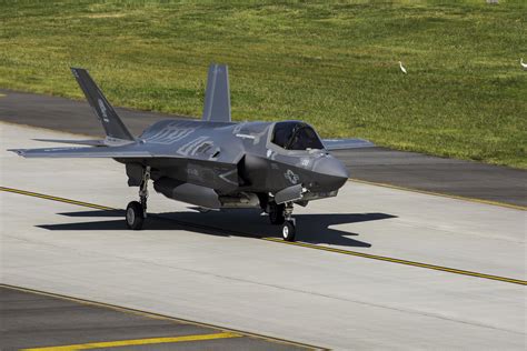 F 35B Lightning Ii Aircraft Conduct Show Of Force In Response To North