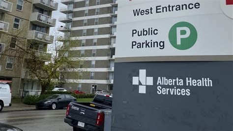 Former Patients At Calgary Midwife Clinic Are Being Warned Of Possible