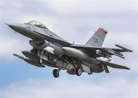 General Dynamics F 16 Fighting Falcon