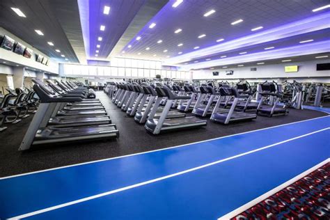 5 Ways Genesis Health Clubs Shine