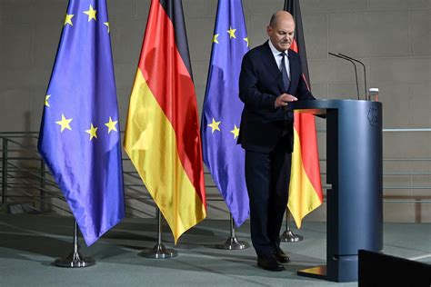 German Coalition Collapses What Comes Next Reuters