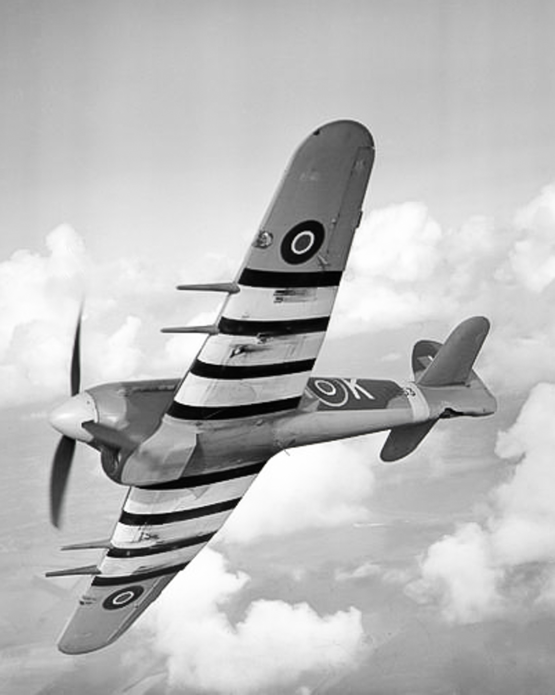 Hawker Tempest Vs Typhoon