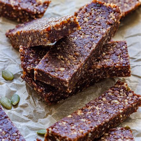 Healthy Date Bars No Bake