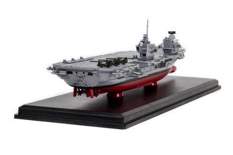 Hms Queen Elizabeth Class Aircraft Carrier By Corgi Cg75000 Aa75000