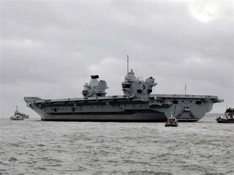 Hms Queen Elizabeth Sails To Undertake Operation Achillean The Aircraft Carrier Will Lead A Csg