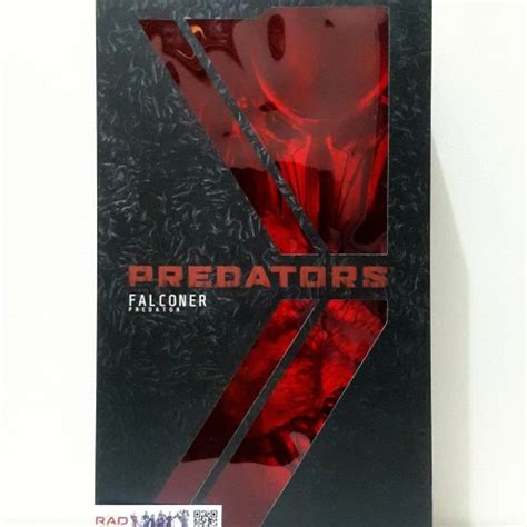 Hot Toys Falconer Predators Di Ayycaramba Tokopedia