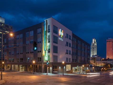 Hotels Near Downtown Omaha