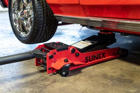 How To Use A Floor Jack Safely 5 Pro Tips