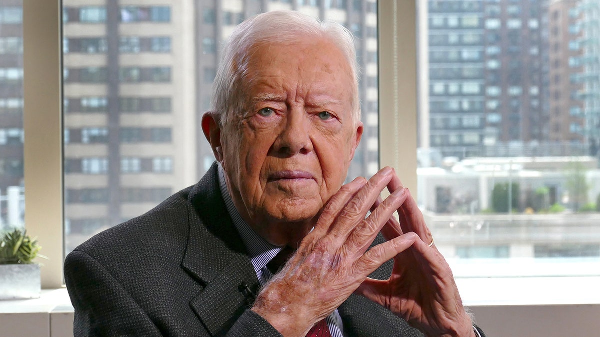 Jimmy Carter Hits 1 Year Mark Since Entering Hospice Care It S Very Powerful