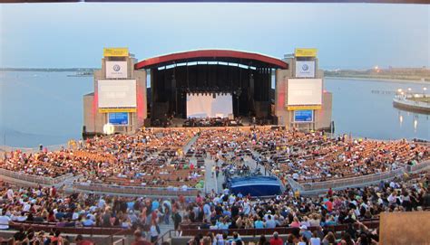 Jones Beach Theater Events