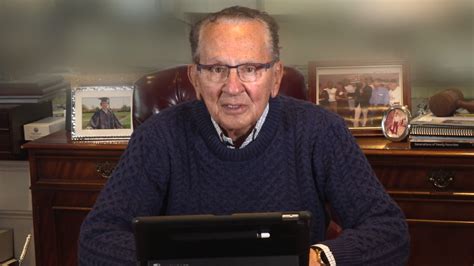 Judge Frank Caprio Asks For Prayers In Emotional Video Announcing Cancer Diagnosis