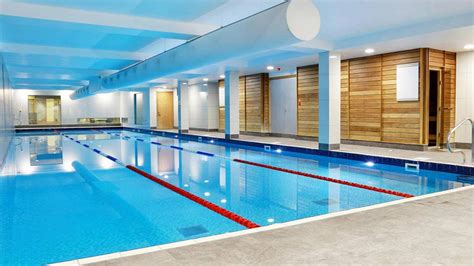 Local Gyms With Indoor Pools