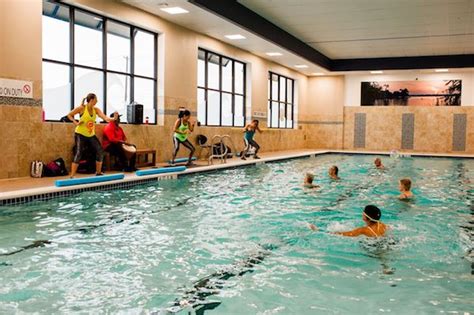 Local Gyms With Swimming Pools