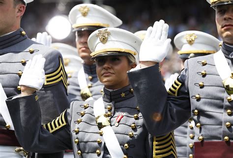 Mike Commissioning Oath 1 The U S Military Academy At Wes Flickr