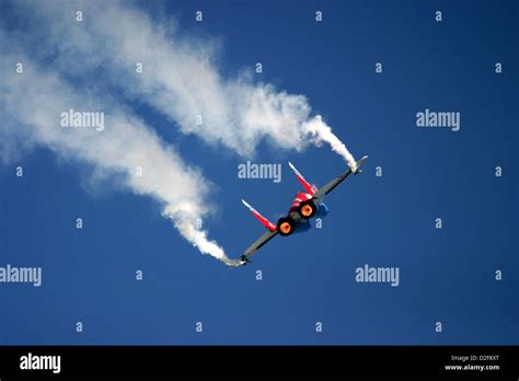 Mikoyan Mig 29 At Raf Air Tattoo Air Show Fairford Uk Air Show Air Tattoo Royal Russian Fighter