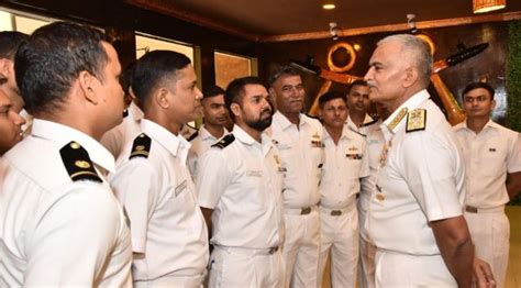 Military Digest As Indian Navy Looks To Introduce New Ranks A Look At Foreign Origins Of Naval Ranks Chandigarh News The Indian Express