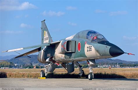 Mitsubishi F1 Fighter Jet