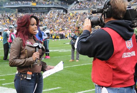 Pam Oliver Salary