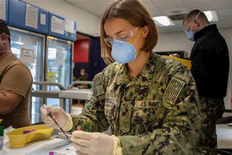 Sailor Provides Medical Care During Pandemic U S Department Of Defense Story