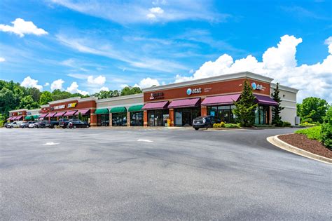 Scenic Crossing Plaza