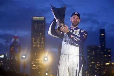 Shane Van Gisbergen Amp 39 In League Of His Own Amp 39 With Chicago Win