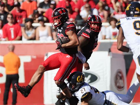 Sione Vaki Excels Playing Both Ways For Utah Football Deseret News