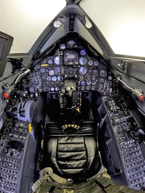 Sr 71 Blackbird Cockpit